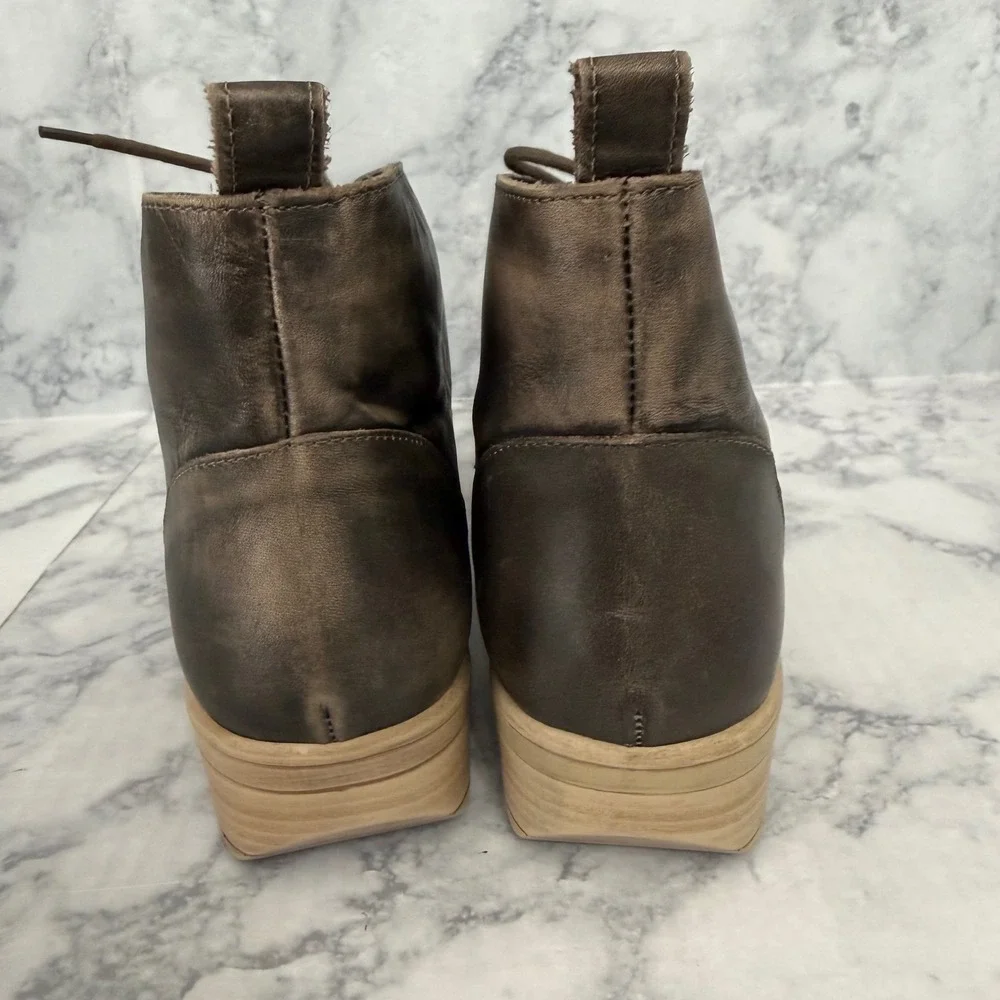 Naot chukka boots